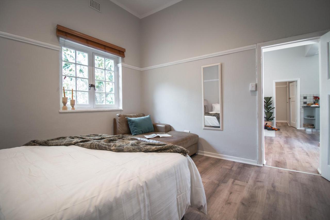 Victoria Court Two Bedroom Oasis In Trendy Long St Cape Town Eksteriør bilde