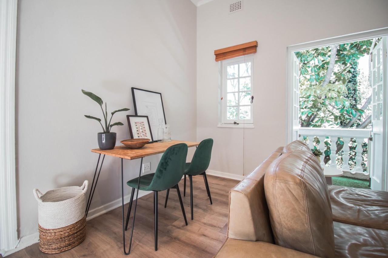 Victoria Court Two Bedroom Oasis In Trendy Long St Cape Town Eksteriør bilde